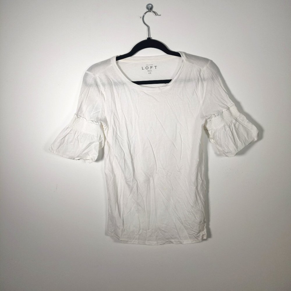 0016 Ann Taylor Loft white xs 3/4 pouf sleeve